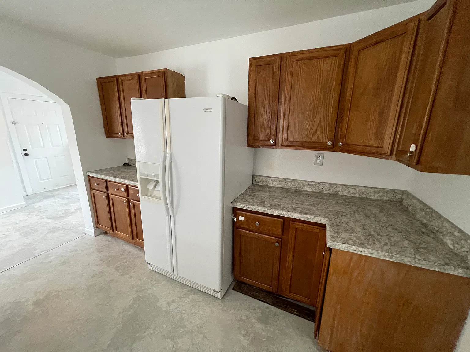 3 bed, 1200 sqft, $1,150 — Photo 3