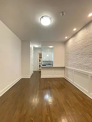 1st image of 1736 2nd Ave APT 3D