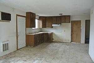 4th image of 1617 Juniper St