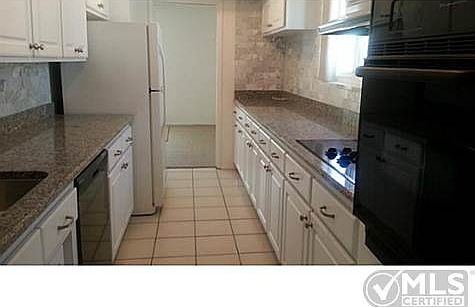4th image of 212 F Ave