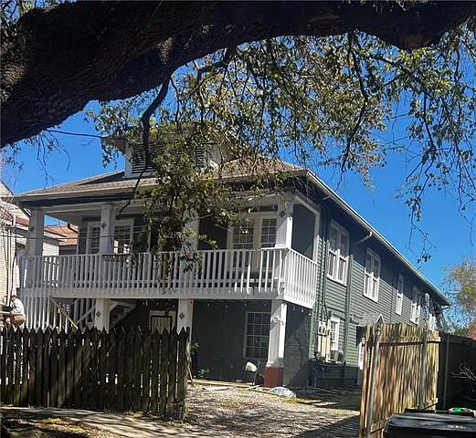 2 bed, 1.0 bath, 900 sqft, $1,500 — Photo 1