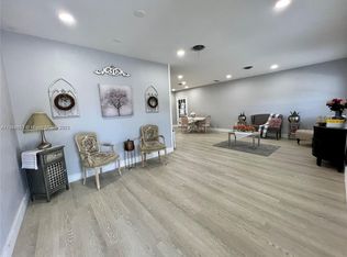 8600 SW 87th Ave, Miami, FL 33173