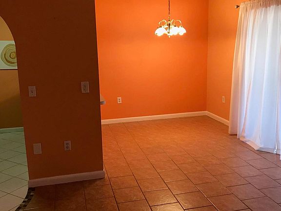 4th image of 286 San Juan Cir #0