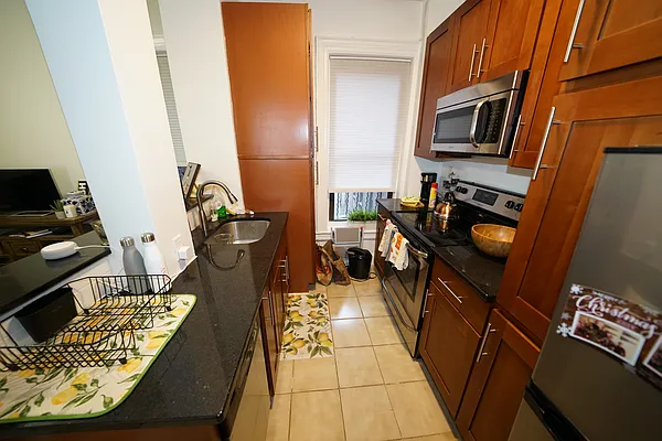 Rented by Corcoran | media 12