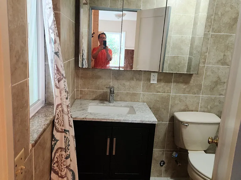 2015 15th Ave S #B — Photo 10