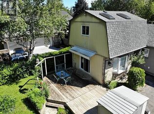 30 Howard Rd, Newmarket, ON L3Y3G7