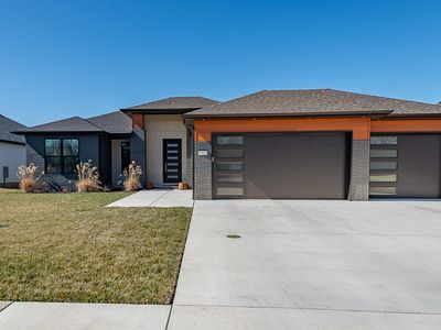 1927 N Vineyard Place, Strafford, MO, 65757