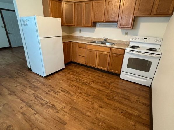 132 6th Ave N UNIT 4