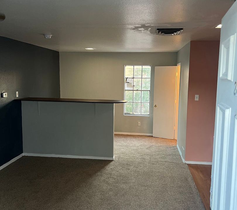 2nd image of 401 14th St NW #6