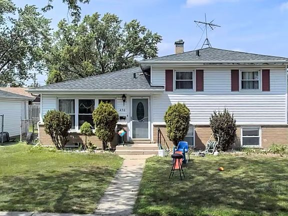 2nd image of 450 W Rose Ave