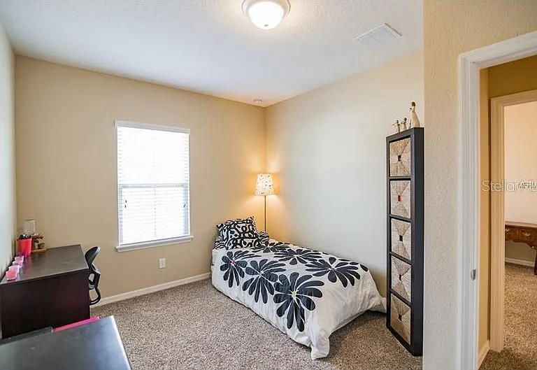 89 Zamora Pl — Photo 15