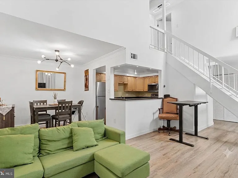 129 Willow Pl — Photo 5