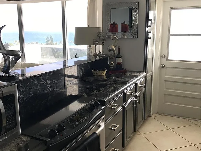 2841 N Ocean Blvd #1208 — Photo 3