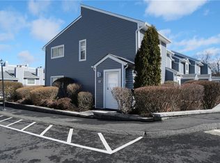 29 Waterview Est, Peekskill, NY 10566