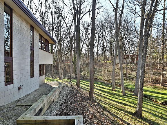 5th image of 5795 Foster Ave