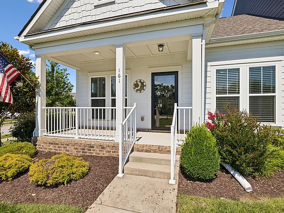 2nd image of 161 Mary Ann Cir