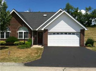 5033 Whispering Pines Ln, Murrysville, PA