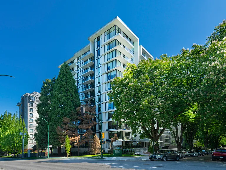 1783 W 14th Ave — Photo 46