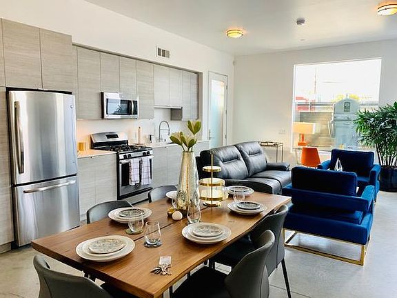 2nd image of 8730 Venice Blvd