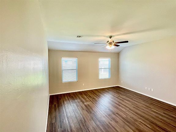 2nd image of 1775 Bartlett Dr