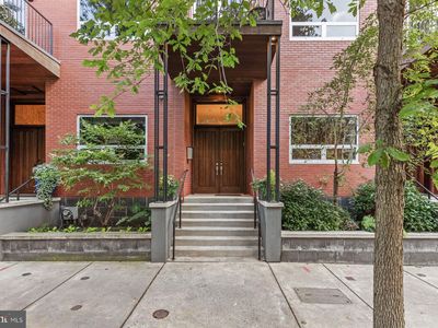 2132 Race St, Philadelphia, PA, 19103
