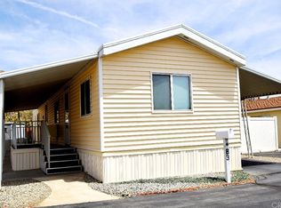 56254 29 Palms Hwy SPC 83, Yucca Valley, CA 92284