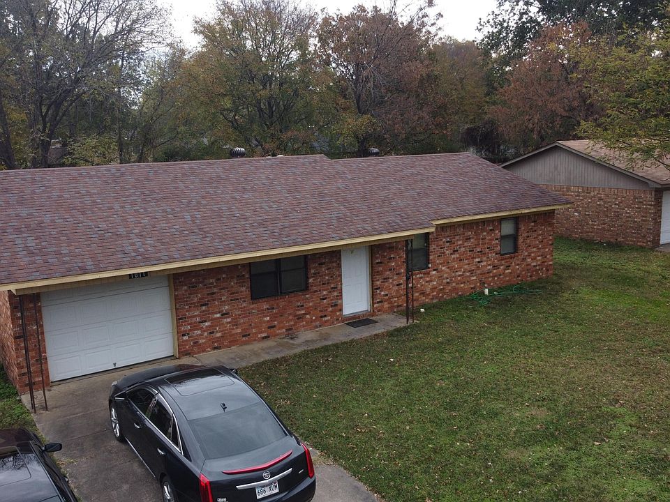 2nd image of 1011 S Muskogee Ave