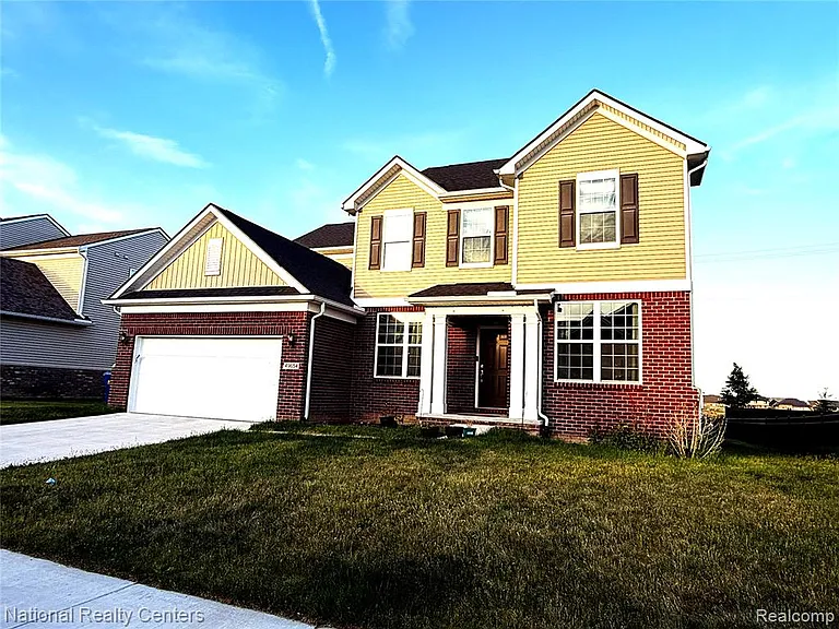 49654 Hummel Dr — Photo 2
