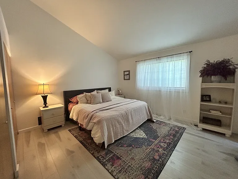 615 Fieldstone Dr — Photo 9