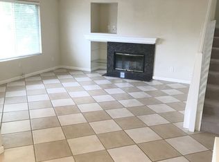 8957 Arborview Dr, Elk Grove, CA 95758