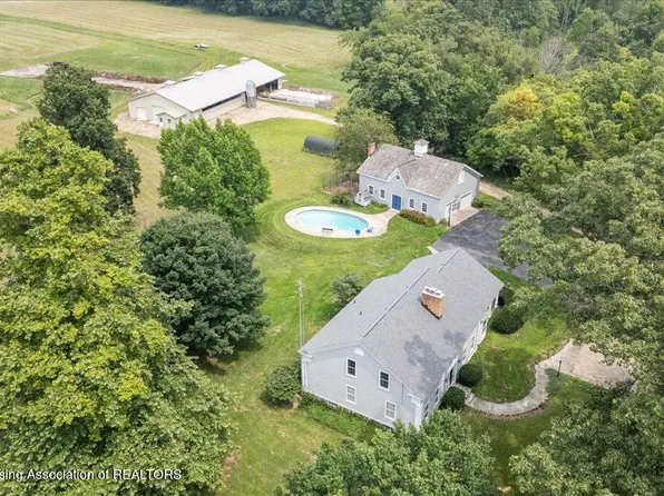 6280 Kinneville Rd, Eaton Rapids, MI 48827