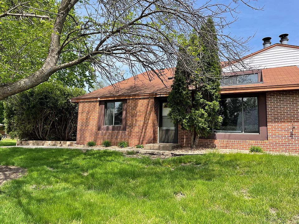 Welcome to 8331 144th St W!