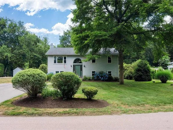 5 Spirketing St, Jamestown, RI 02835