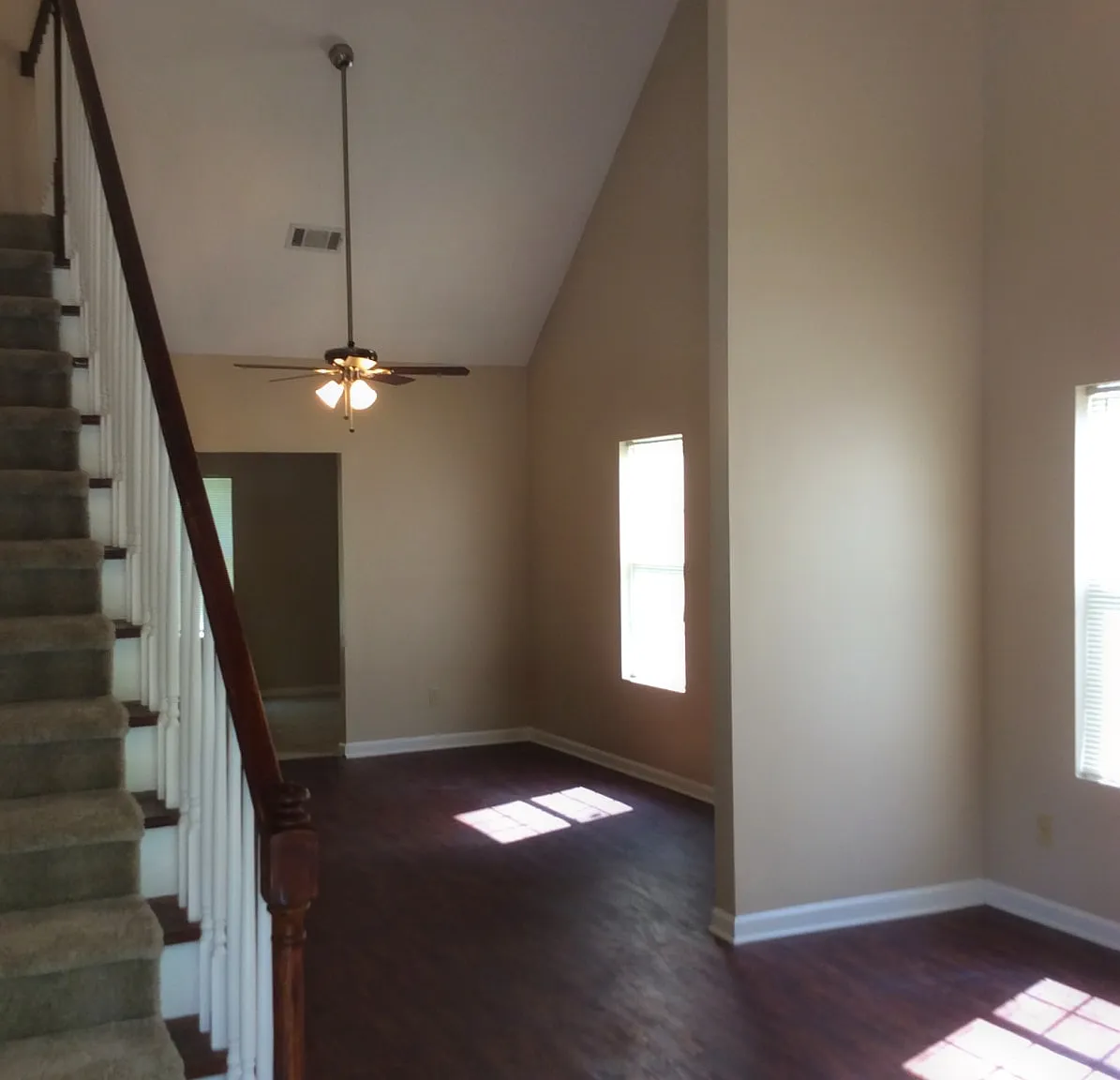 619 Woodknoll Court Jonesboro GA — Photo 3
