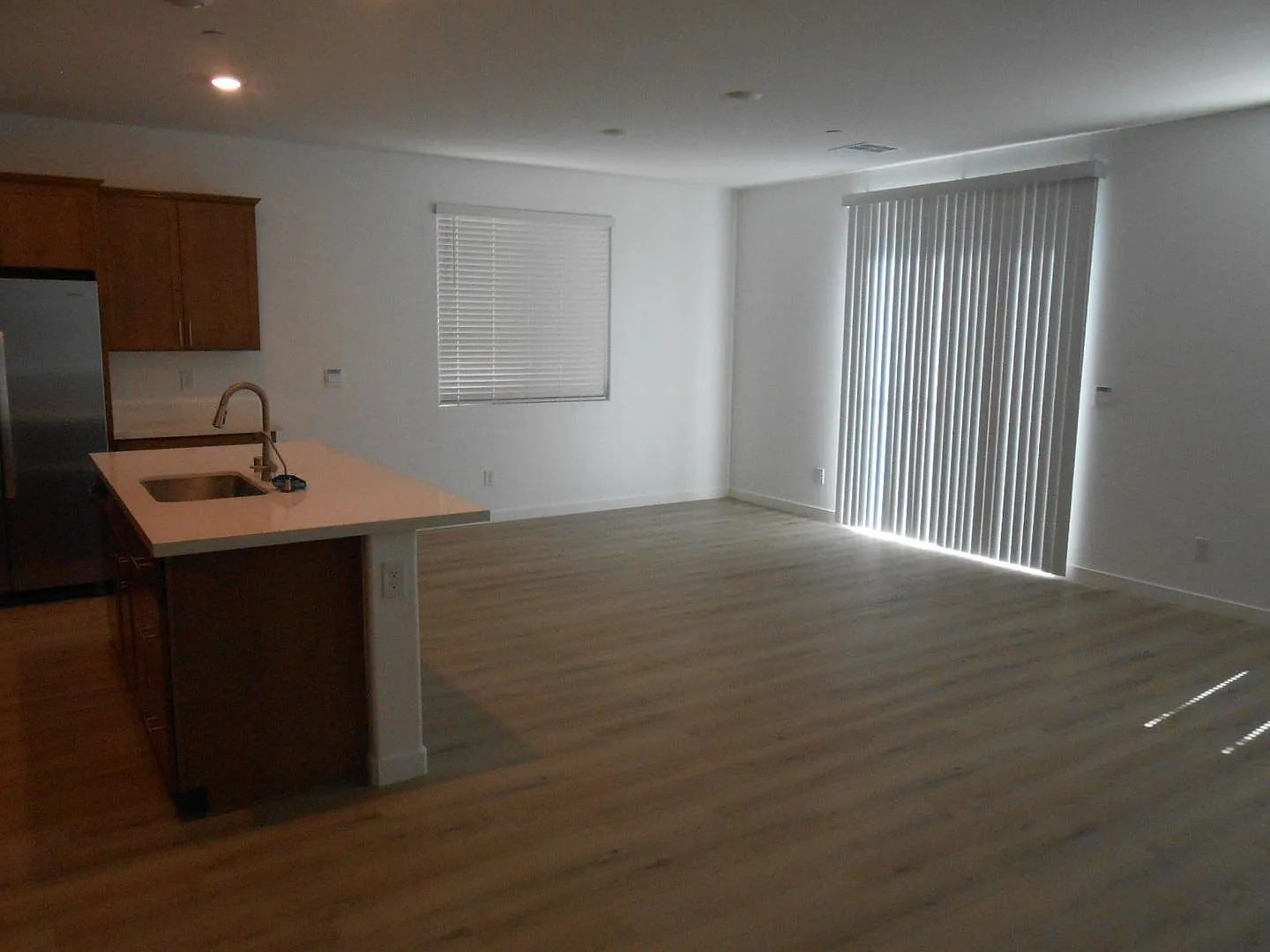 Brand New Beautiful Home Near Galleria and Bldr. Hwy — Photo 3