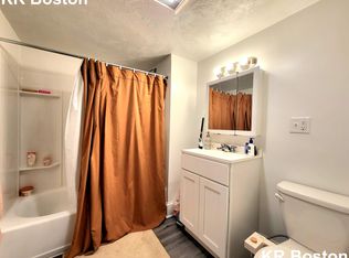 1381 Commonwealth Ave #12G, Allston, MA 02134