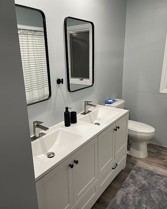 Renovated main floor bath