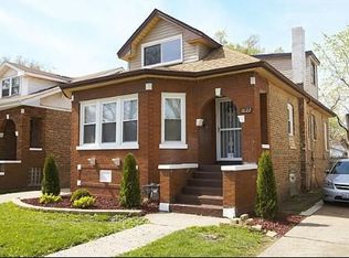 1022 S 23rd Ave, Bellwood, IL 60104