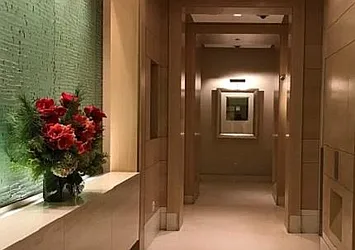 Rented by R New York