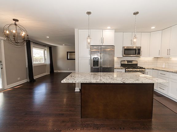 4th image of 661 Lance Dr