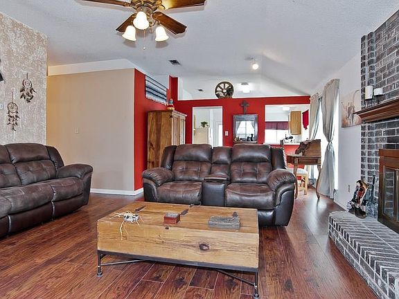 4th image of 5307 Carpenter Dr