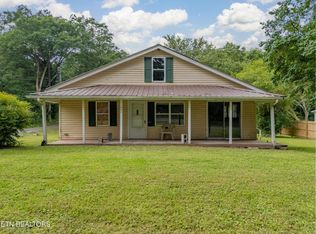 440 Liberty Rd, Wartburg, TN 37887
