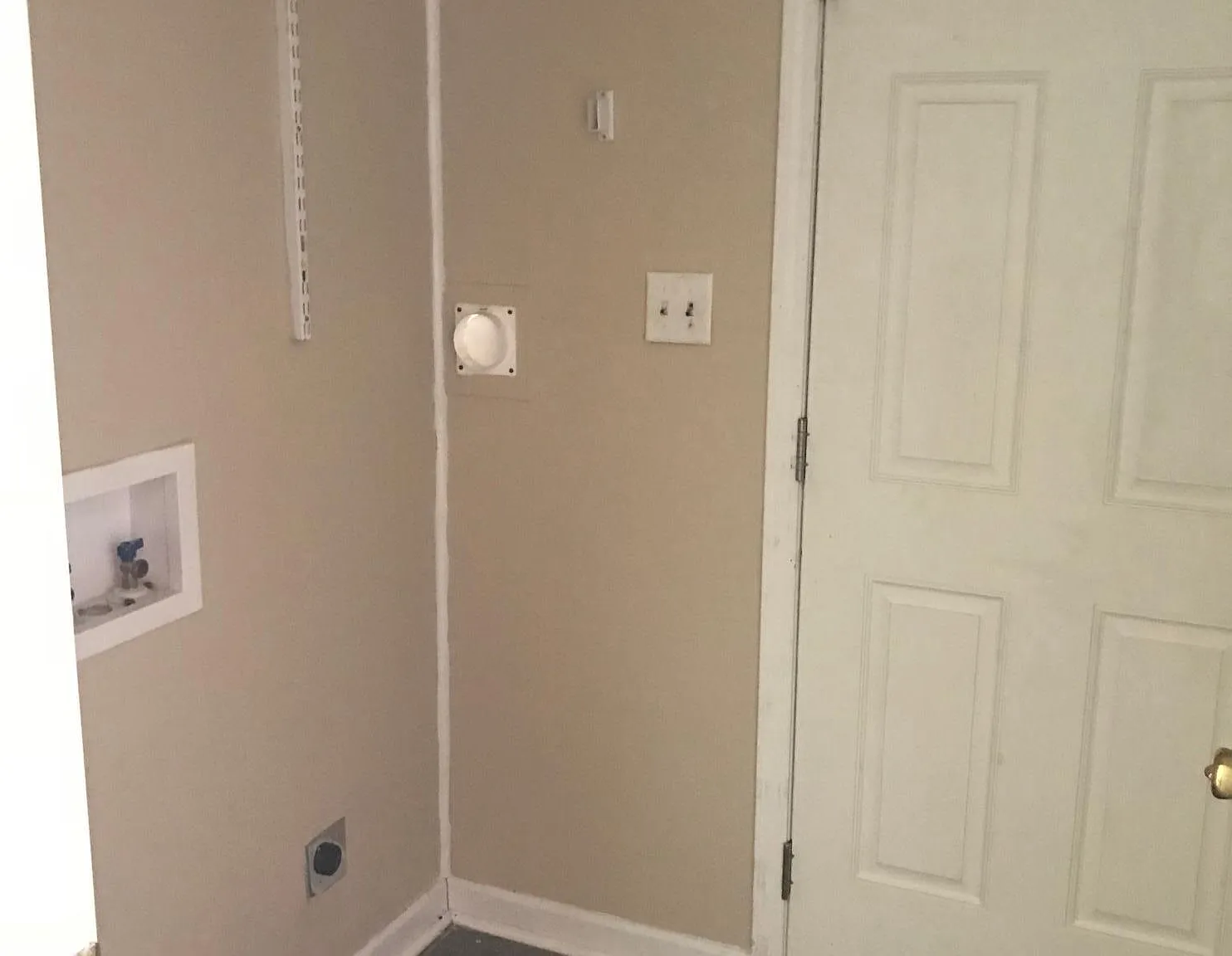 3 bed, 1600 sqft, $1,400 — Photo 4