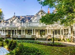 570 Merri Oaks Rd, Barrington Hills, IL 60010