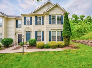939 Royal Ct, Canonsburg, PA 15317