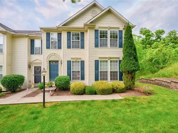 939 Royal Ct, Canonsburg, PA 15317
