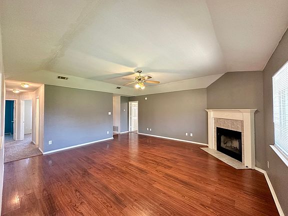 4th image of 3806 Basset Ct