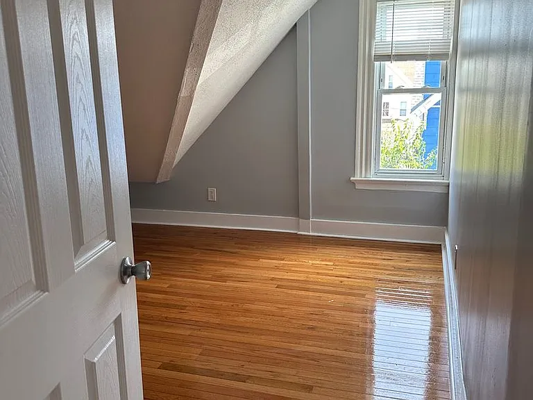 159 Grafton — Photo 27