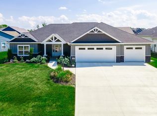 5937 Daxton Dr, Fort Wayne, IN 46818