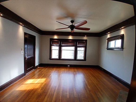 3rd image of 1298 Saint Charles Ave #2